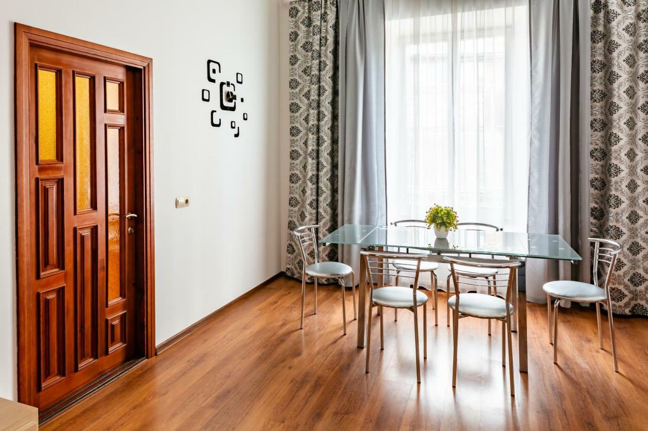 Bv Apartments Exquisite Lviv Exterior foto